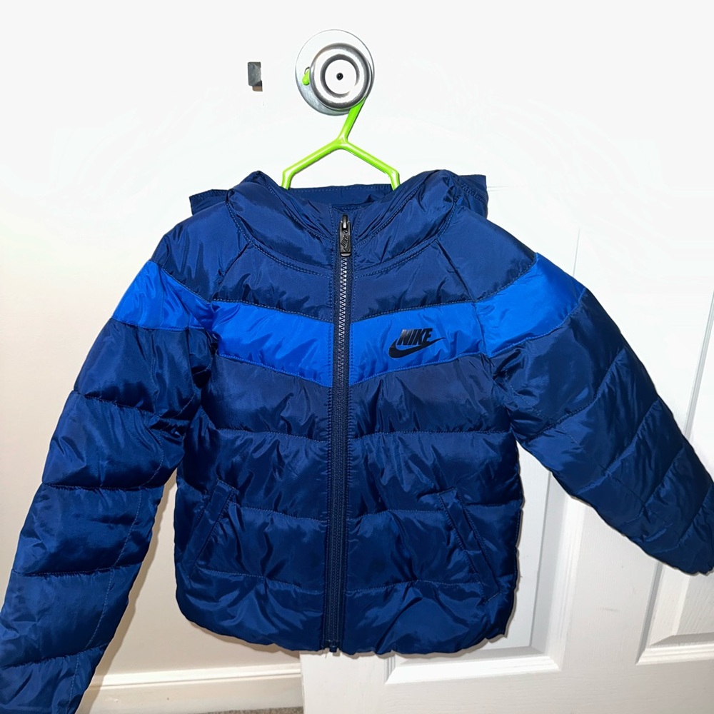 Kids Nike puff coat
